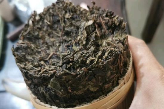 黑茶調(diào)理婦科病，女人喝黑茶好處太多了！