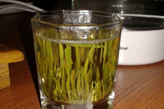 冷泡茶用什么茶葉最好，什么樣的茶適合冷泡？