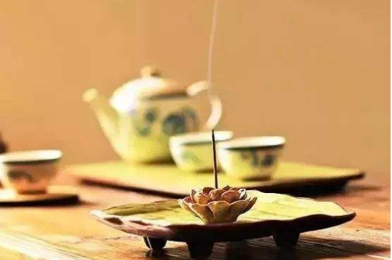 綠茶碧螺春怎么泡簡(jiǎn)易步驟，沖泡碧螺春的十二步驟口訣