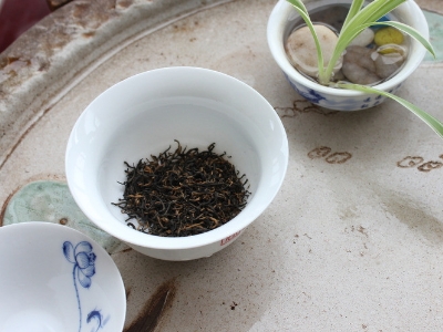喝茶的好處和壞處分別是什么，長(zhǎng)期喝茶有什么危害？