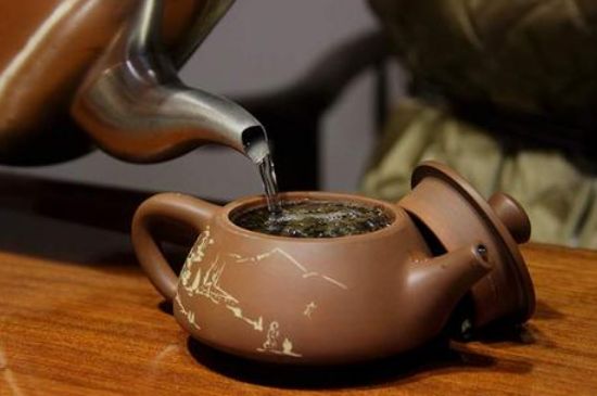 各類茶的注水方式，不同的茶泡茶時怎么注水