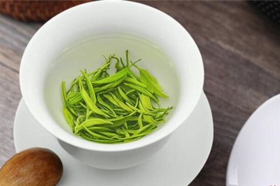 綠茶碧螺春怎么泡簡(jiǎn)易步驟，沖泡碧螺春的十二步驟口訣