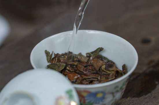 新手學(xué)泡茶的基本常識(shí)，從零開(kāi)始學(xué)泡茶