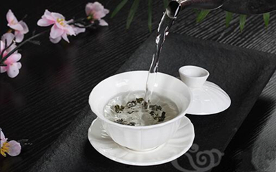 三才蓋碗的正確拿法，三才蓋碗抓碗法圖解