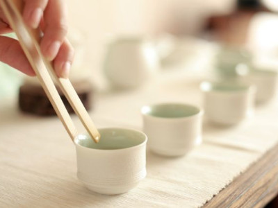 鐵觀音的泡法，水溫100°C最佳第一泡不能喝