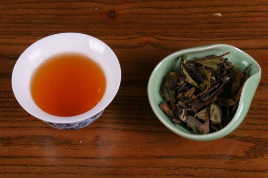 福鼎白茶能長時間悶泡嗎，老白茶可以悶著喝嗎？