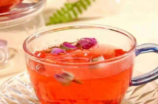 蜂蜜泡茶葉的副作用，蜂蜜泡茶葉有什么禁忌