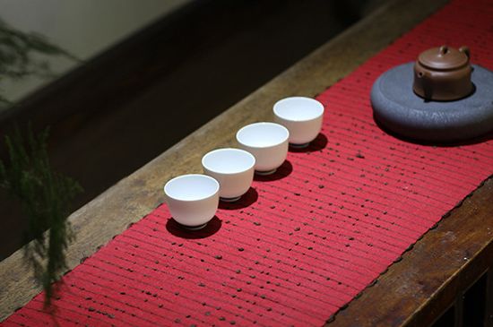 喝茶茶桌上的禮儀有哪些，泡茶待客十大禮儀不可不做！