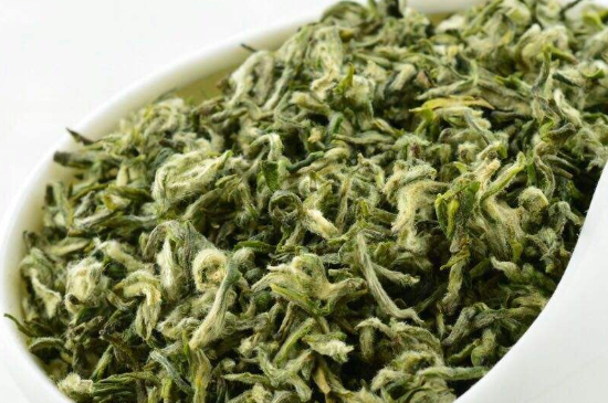 真假碧螺春泡水后區(qū)別，蘇州洞庭碧螺春怎樣鑒別好壞？