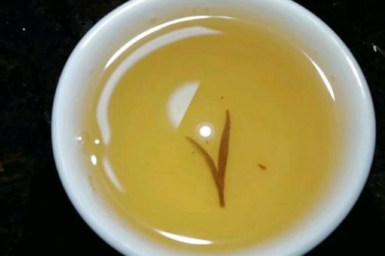好壞金駿眉圖片對(duì)比，怎么挑選金駿眉茶葉