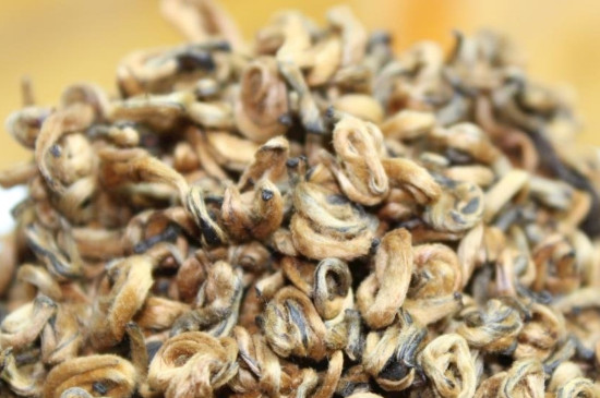 茶葉可以放冰箱嗎，茶需要放冰箱保存嗎