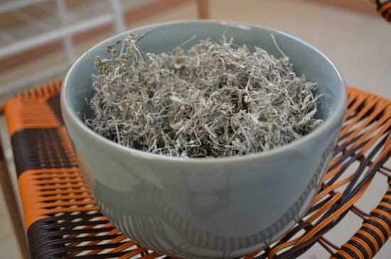 怎樣辨別莓茶發(fā)霉了，莓茶發(fā)霉和白霜的區(qū)別