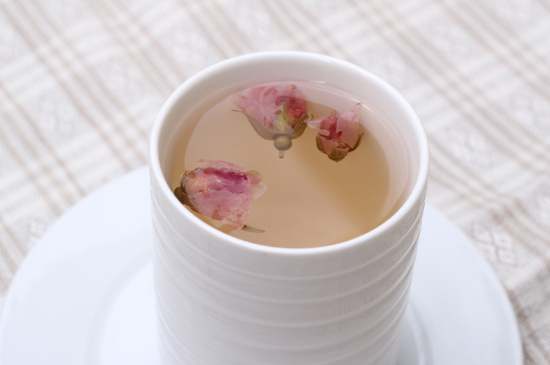 怎么判斷玫瑰花茶好不好，玫瑰花茶怎么樣鑒別