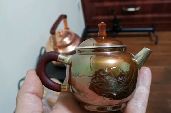 常見的七大材質(zhì)的茶具優(yōu)缺點，用什么材質(zhì)的茶具泡茶最好？