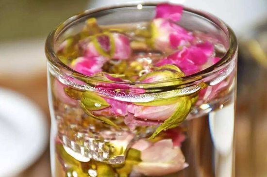 好玫瑰花茶多少錢一斤啊，玫瑰花茶價(jià)格多少錢合理？