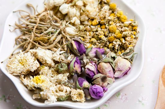 祛濕最有效的泡花茶，濕氣重適合泡什么花茶？