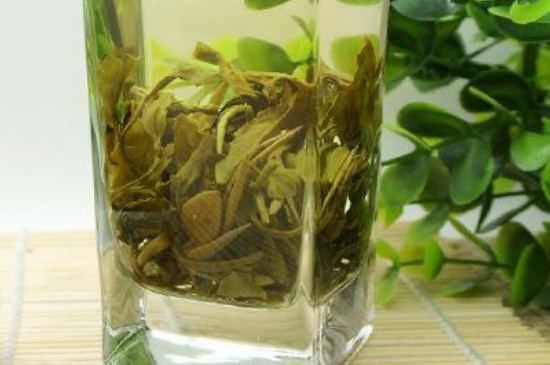 茉莉龍珠茶男人能喝嗎，男性夏季可以喝龍珠茶嗎