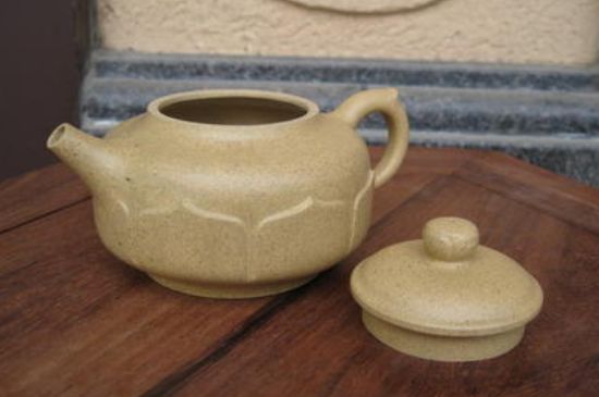 本山綠泥怎么分辨真假，真正的本山綠泥紫砂壺怎么鑒別？