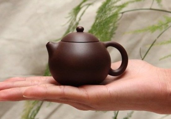 宜興紫砂壺四大經(jīng)典壺型叫什么，傳統(tǒng)紫砂四大名壺介紹