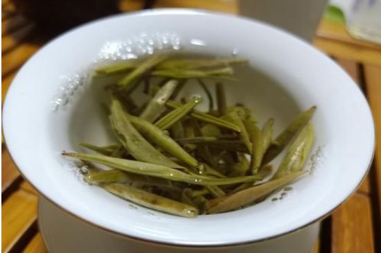 茉莉銀針屬于什么茶，茉莉銀針適合什么人喝？
