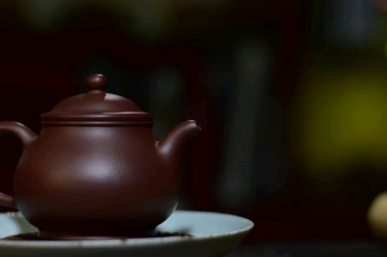 常見的七大材質(zhì)的茶具優(yōu)缺點，用什么材質(zhì)的茶具泡茶最好？