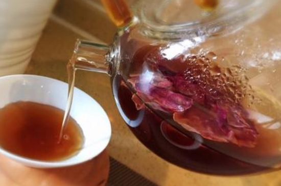 喝玫瑰花茶能祛斑嗎，玫瑰花茶有祛斑的功效嗎？