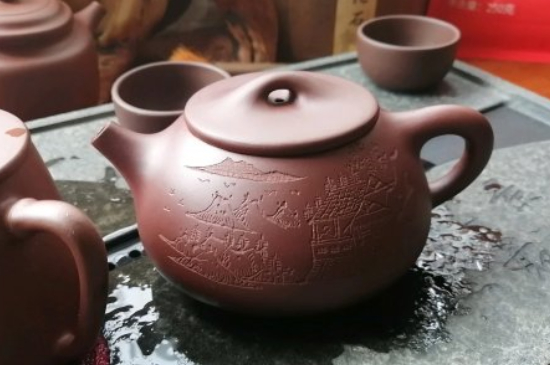 紫砂開壺和不開壺的區(qū)別，<a href=http://m.junsn.com/chaju/zisha/ target=_blank class=infotextkey>紫砂壺開壺</a>的正確方法及開壺建議