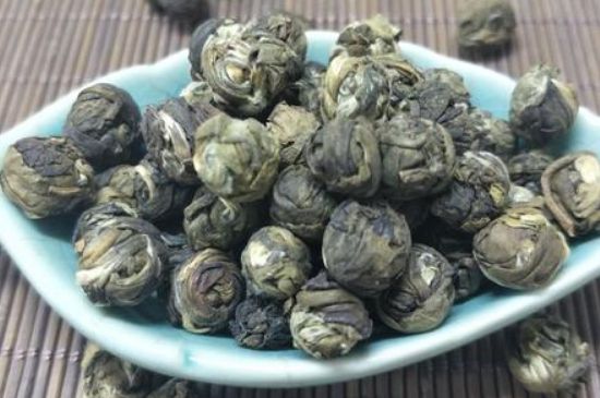 茉莉龍珠保質(zhì)期多長(zhǎng)時(shí)間，茉莉龍珠茶放幾年了還能喝嗎？