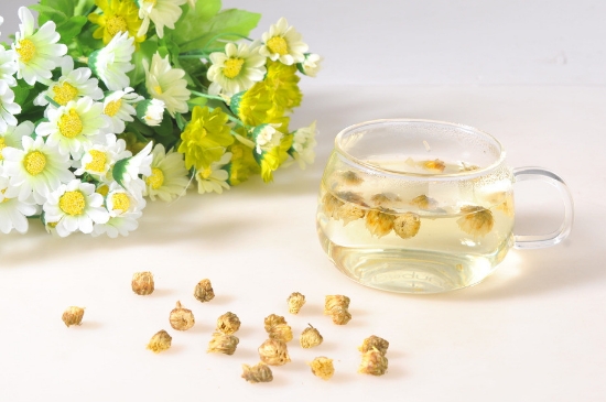 喝菊花茶有什么效果，女人長期喝菊花茶好嗎？