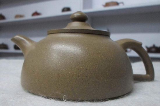 紫砂壺密密麻麻黑點(diǎn)，布滿了很多小黑點(diǎn)的紫砂好嗎