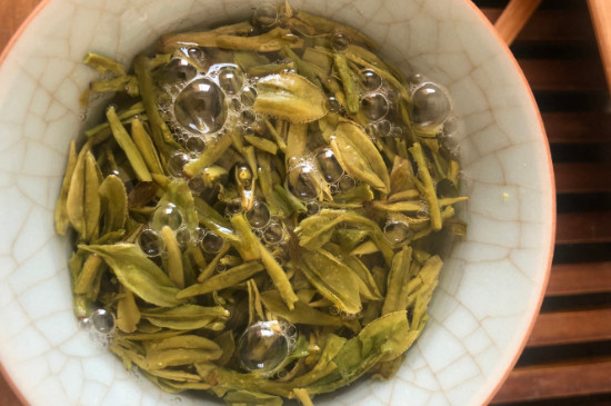 什么綠茶茶葉唇齒留香，哪個(gè)品種綠茶香氣好？
