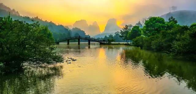 武夷山為什么盛產(chǎn)茶葉，武夷山茶為什么好喝？