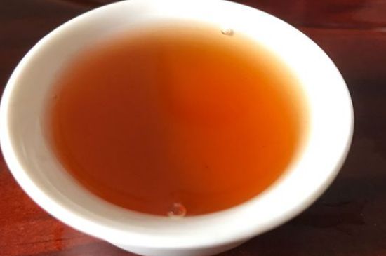 正山小種喝起來(lái)苦澀有點(diǎn)酸對(duì)嗎，正山小種發(fā)酸有害嗎