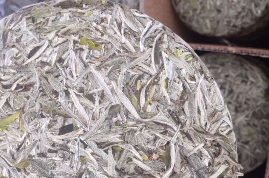 7年壽眉和2年白牡丹哪個(gè)好，老白茶壽眉與白牡丹的口感區(qū)別