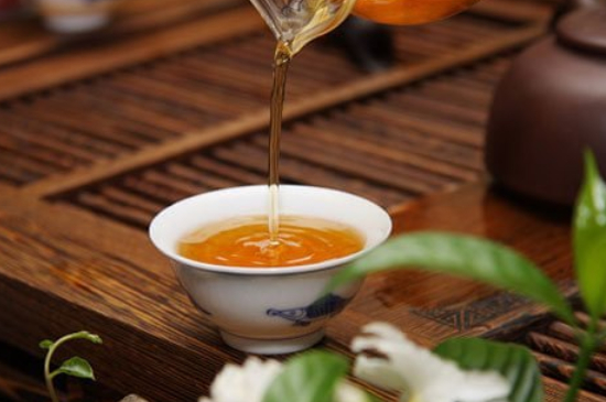 什么茶葉喝起來超級香，什么茶泡出來滿屋濃香?