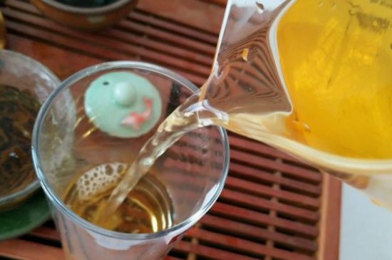 經(jīng)期喝紅茶有什么壞處，女性經(jīng)期可以喝紅茶嗎