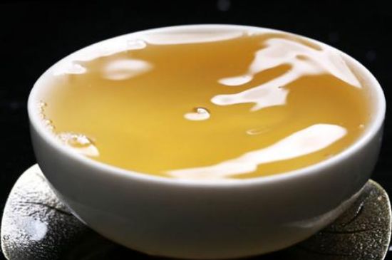 綠茶加重濕氣？濕氣體質寒的人能喝綠茶嗎