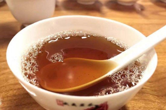 肉桂茶和大紅袍哪個貴，武夷山肉桂與大紅袍的價格比較